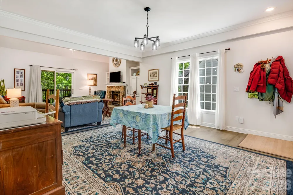 29 Little Cedar Court Asheville, NC 28805