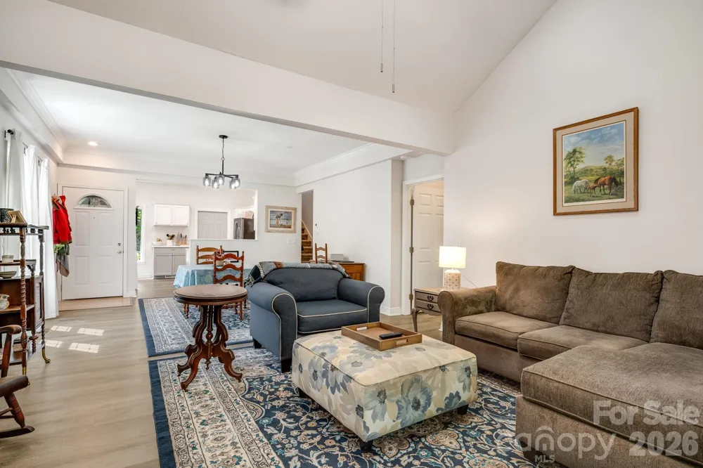 29 Little Cedar Court Asheville, NC 28805