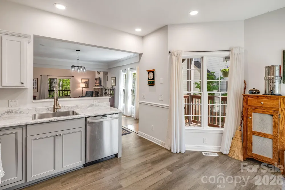 29 Little Cedar Court Asheville, NC 28805