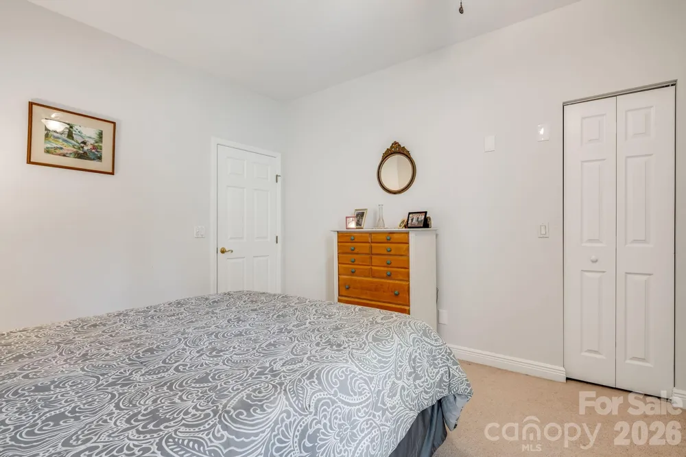 29 Little Cedar Court Asheville, NC 28805