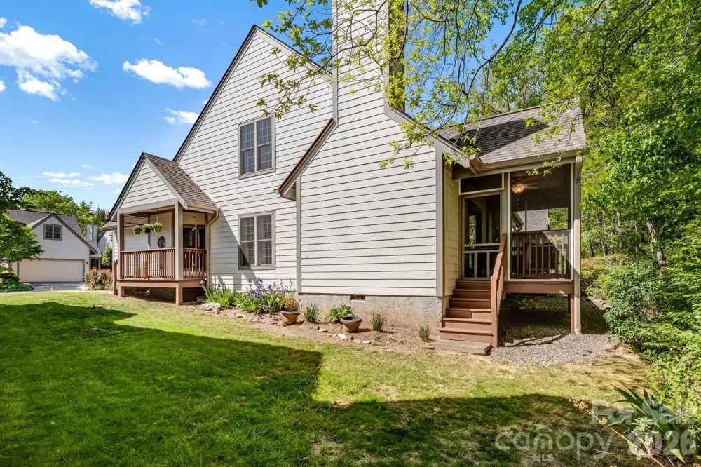 29 Little Cedar Court Asheville, NC 28805