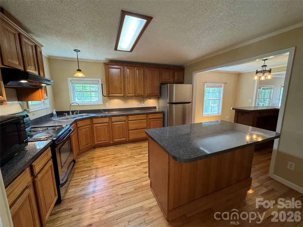 942 Fisher Branch Road Marshall, NC 28753
