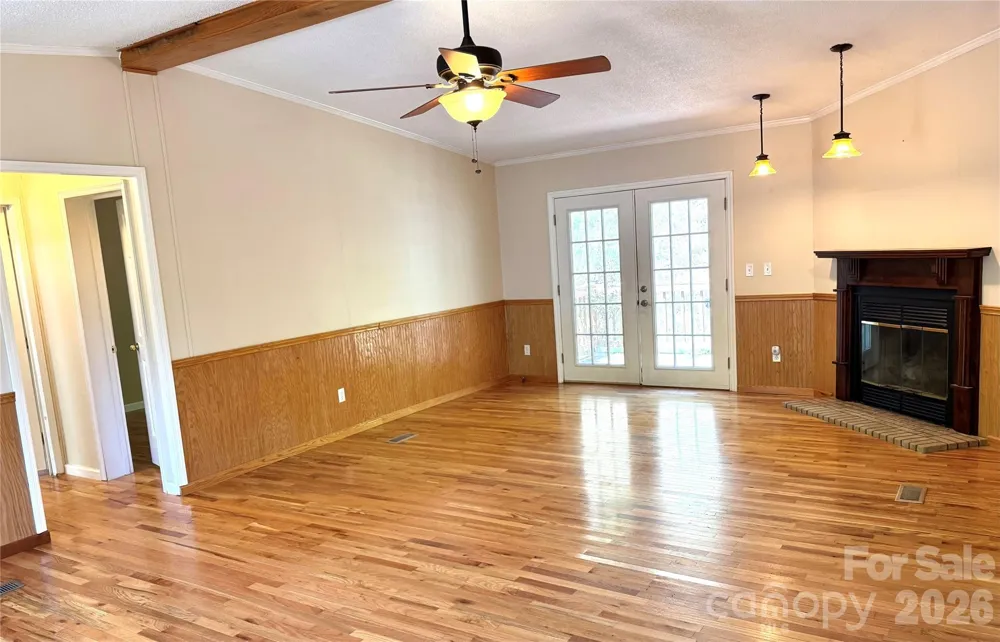 942 Fisher Branch Road Marshall, NC 28753