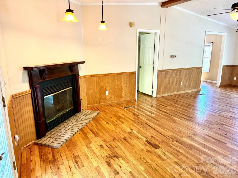 942 Fisher Branch Road Marshall, NC 28753