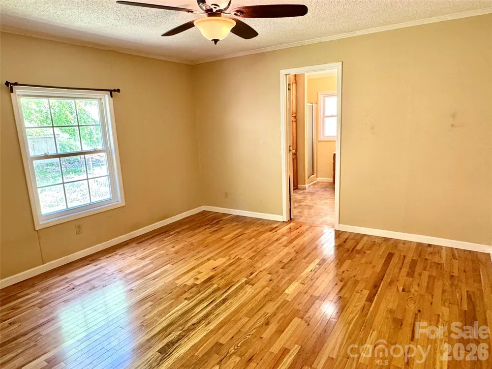 942 Fisher Branch Road Marshall, NC 28753