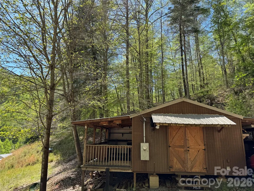 942 Fisher Branch Road Marshall, NC 28753