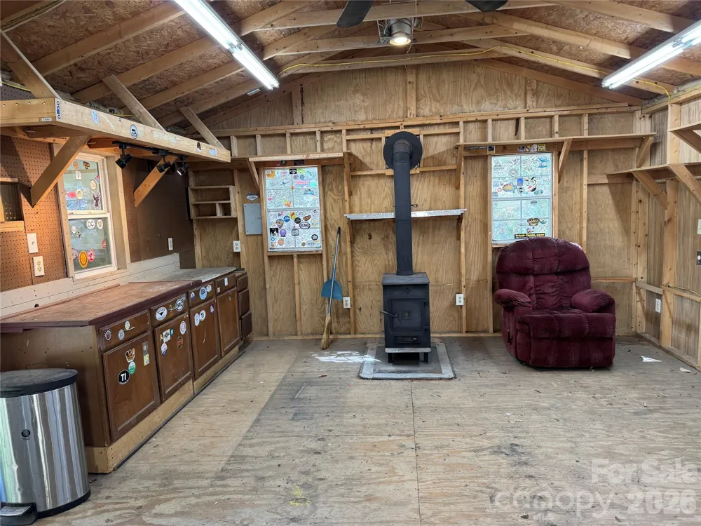 942 Fisher Branch Road Marshall, NC 28753