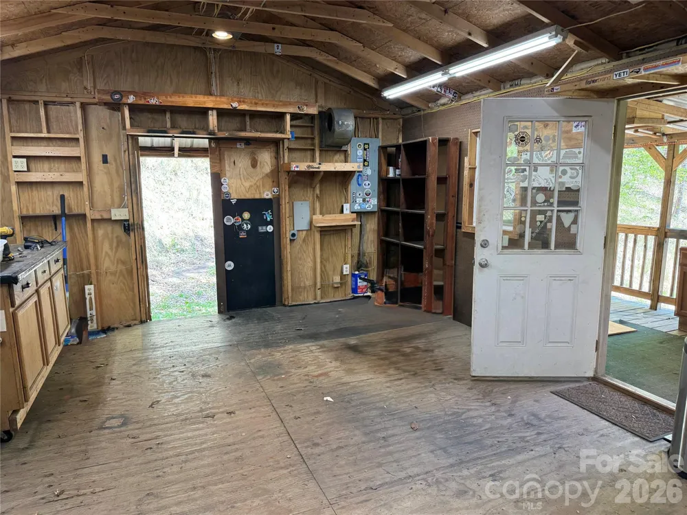 942 Fisher Branch Road Marshall, NC 28753