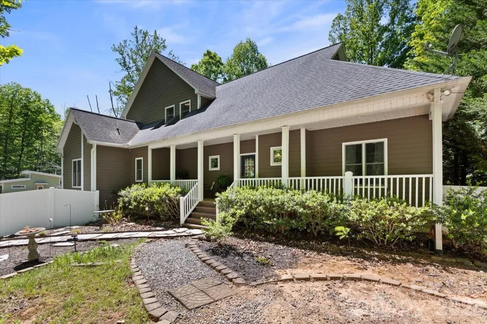 1307 Golf Course Road Old Fort, NC 28762