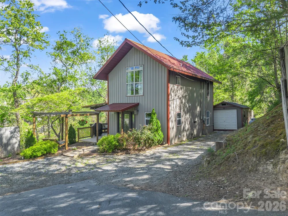3 Ravine Extension Woodfin, NC 28804