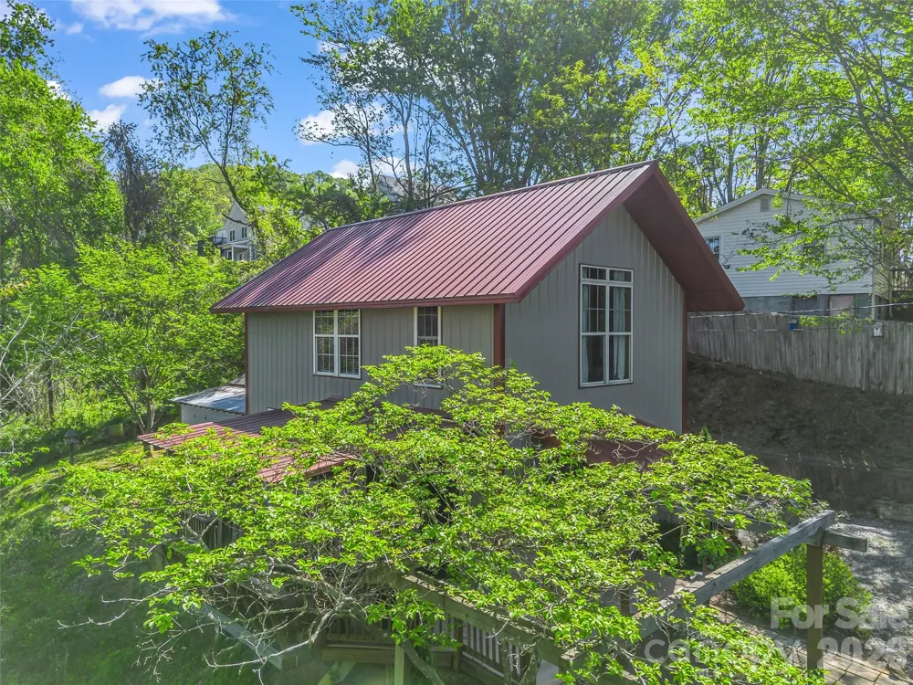 3 Ravine Extension Woodfin, NC 28804