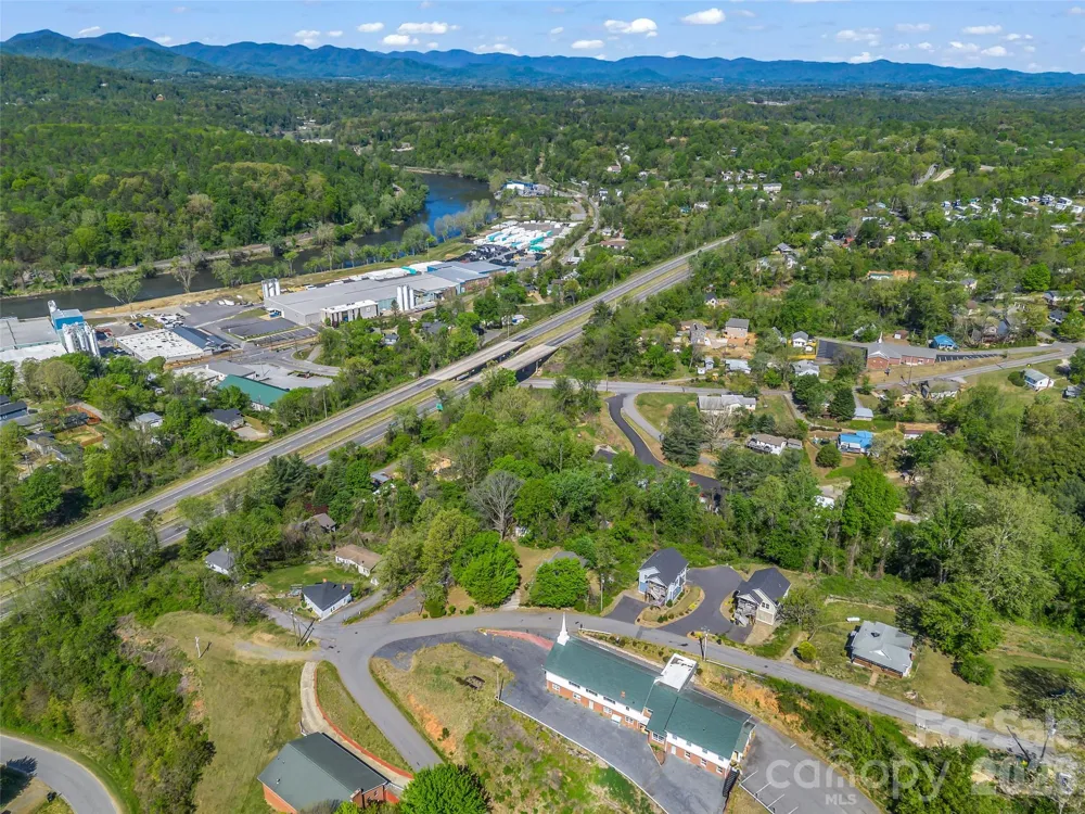 3 Ravine Extension Woodfin, NC 28804