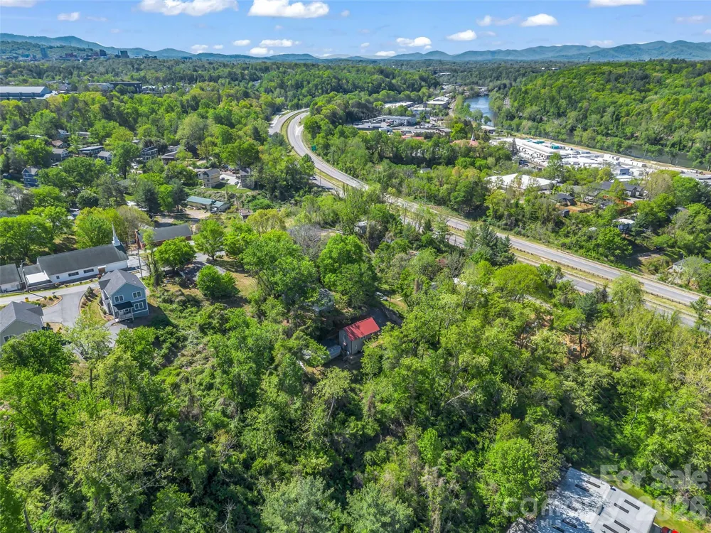 3 Ravine Extension Woodfin, NC 28804