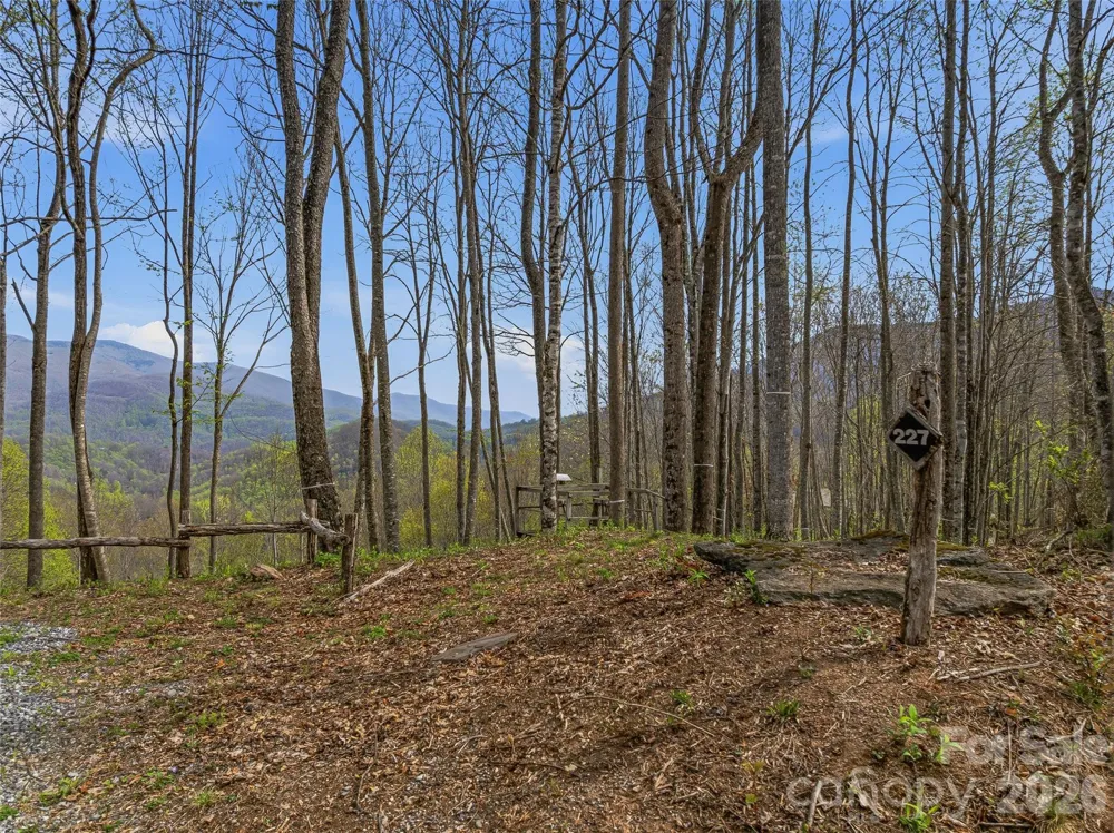#227 Flying Dutchman Road Sylva, NC 28779