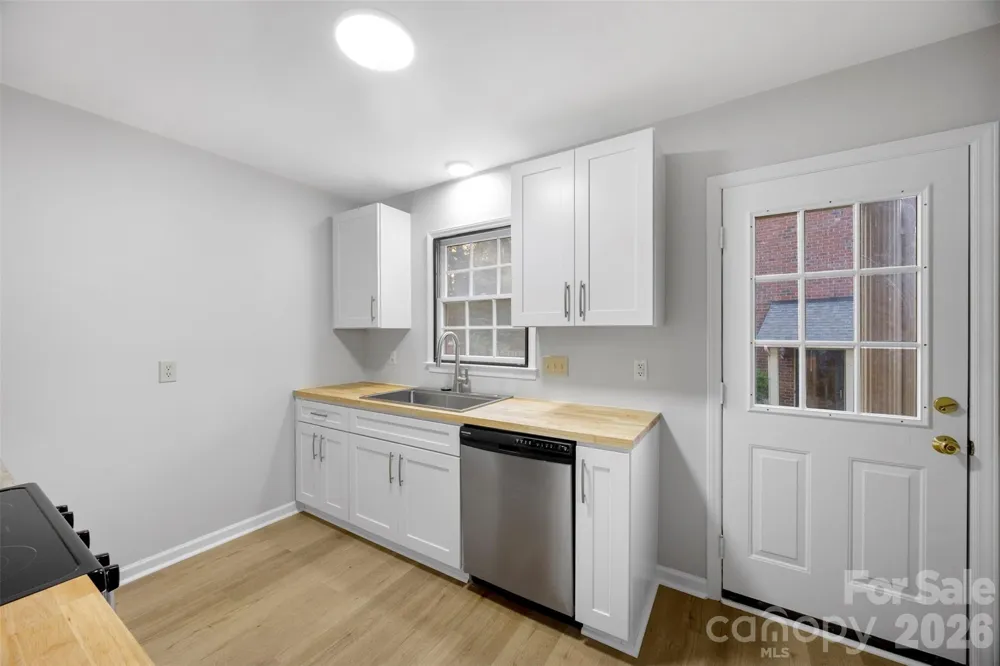 809 Jamestown Drive #5 Gastonia, NC 28056