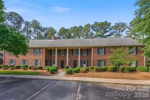 809 Jamestown Drive #5