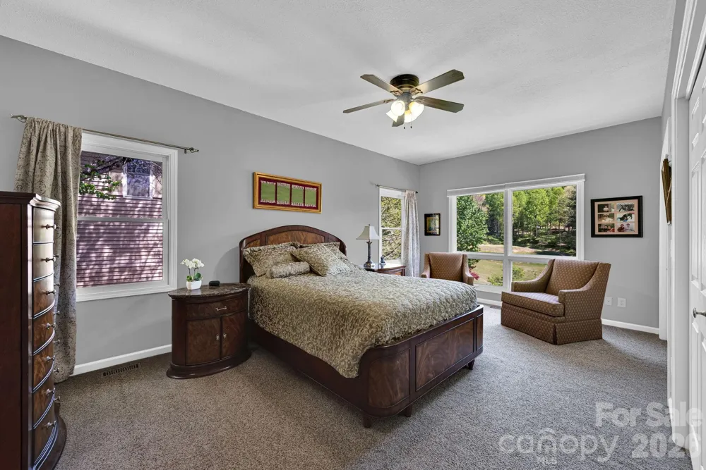 108 Fairway Knoll Drive Hendersonville, NC 28739