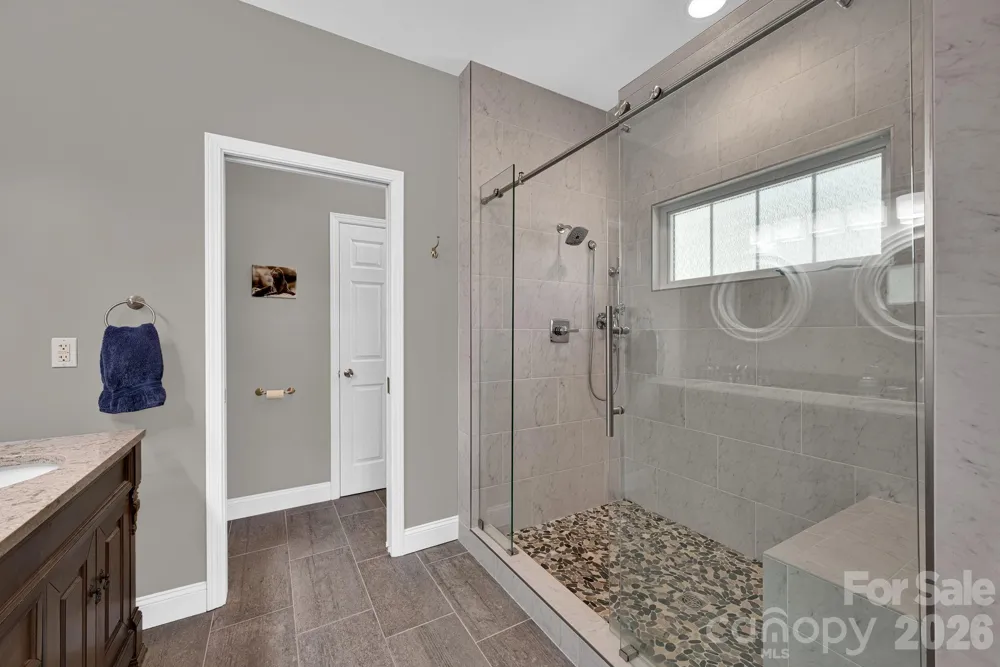 108 Fairway Knoll Drive Hendersonville, NC 28739