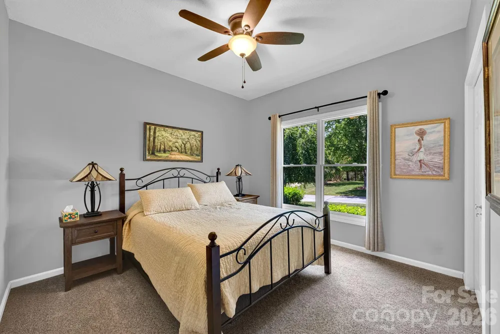 108 Fairway Knoll Drive Hendersonville, NC 28739