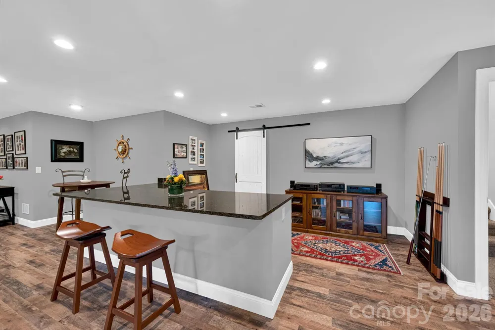 108 Fairway Knoll Drive Hendersonville, NC 28739