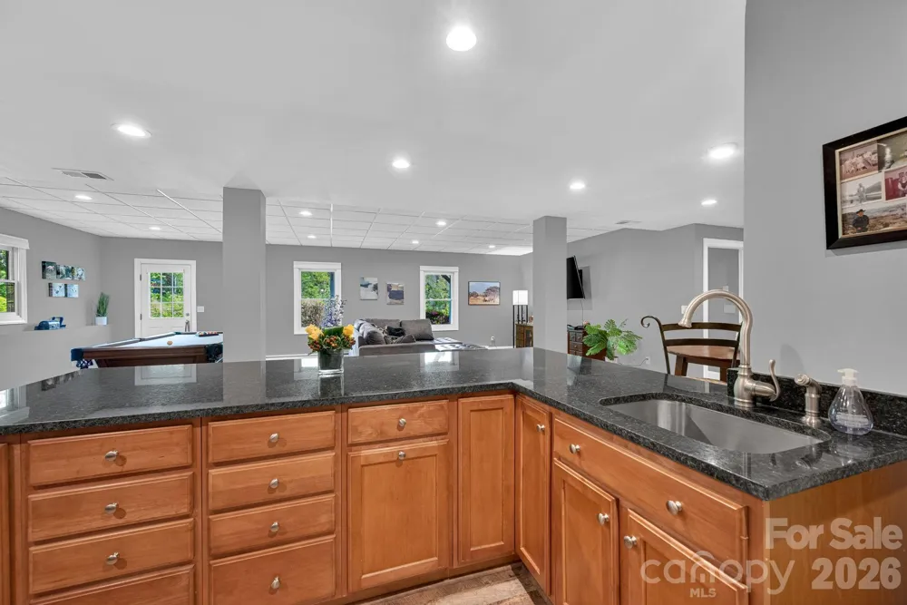 108 Fairway Knoll Drive Hendersonville, NC 28739