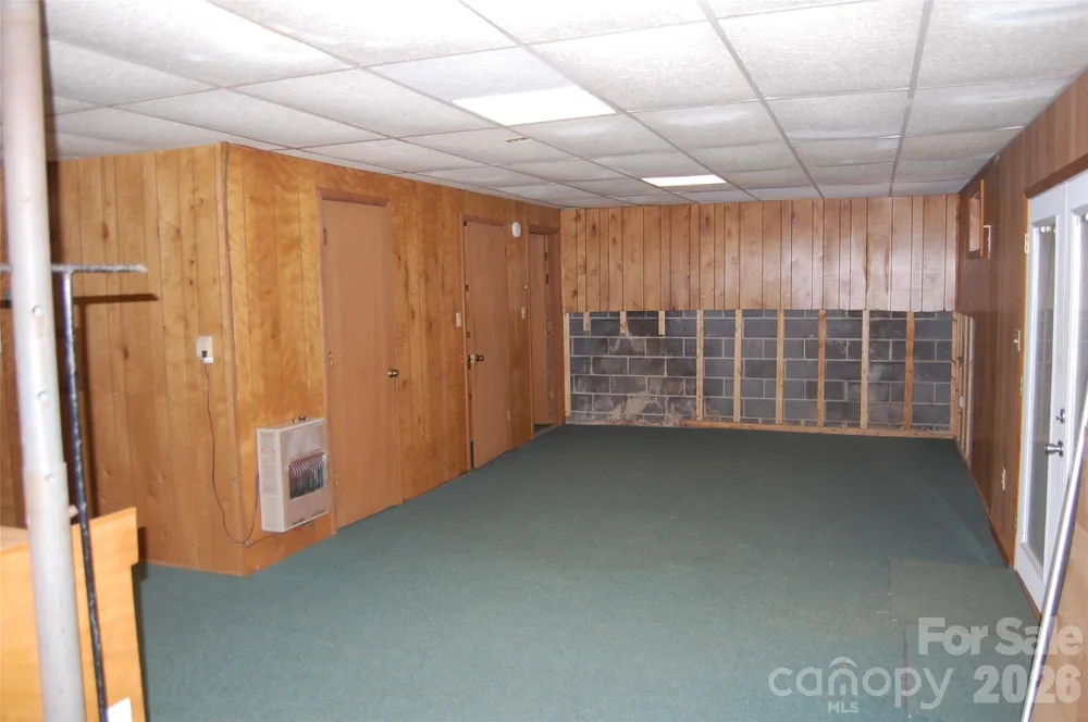 61 Dew Drop Loop Newland, NC 28657