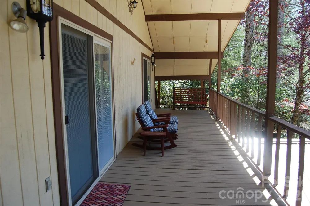 61 Dew Drop Loop Newland, NC 28657