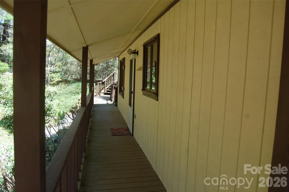 61 Dew Drop Loop Newland, NC 28657