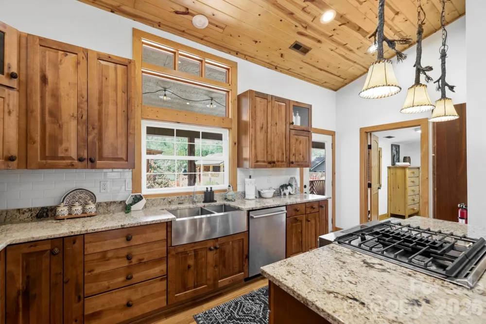 107 5th Street Black Mountain, NC 28711