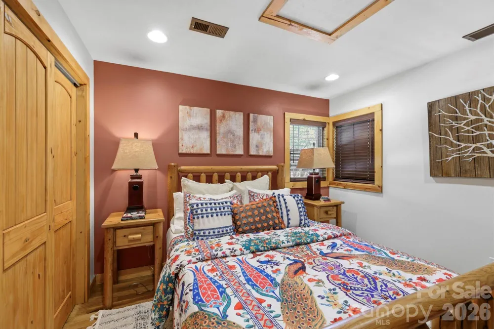 107 5th Street Black Mountain, NC 28711