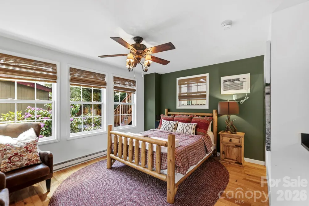107 5th Street Black Mountain, NC 28711