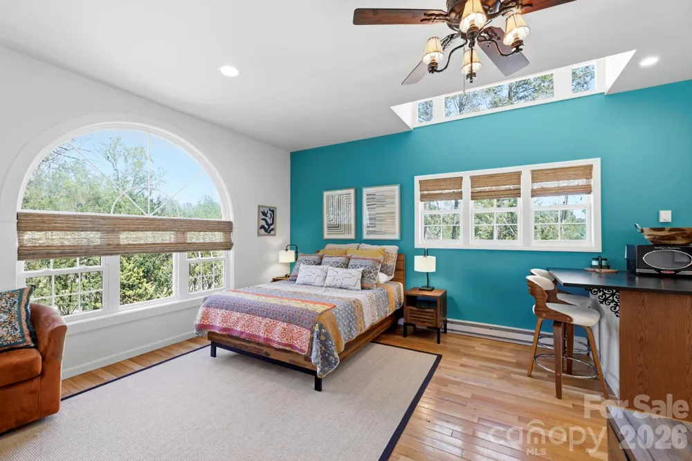 107 5th Street Black Mountain, NC 28711