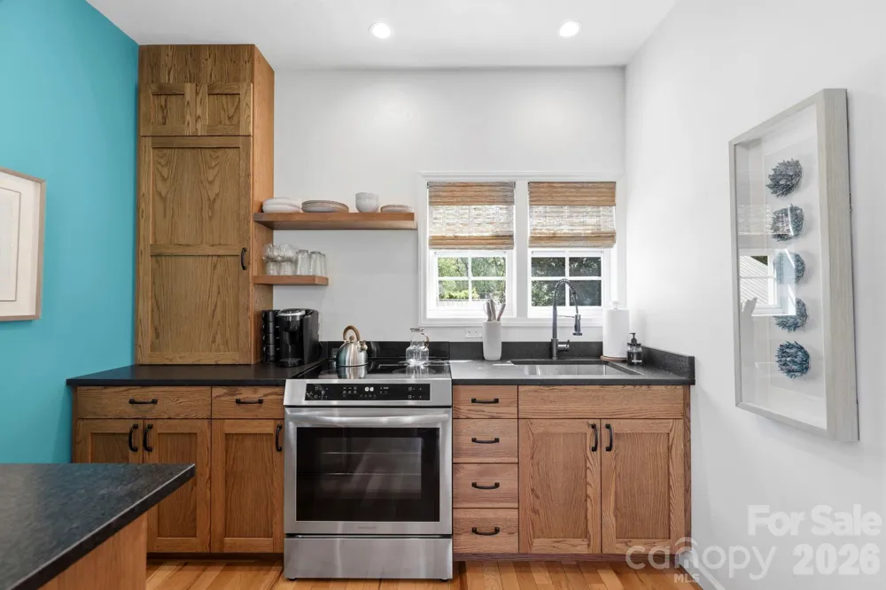 107 5th Street Black Mountain, NC 28711