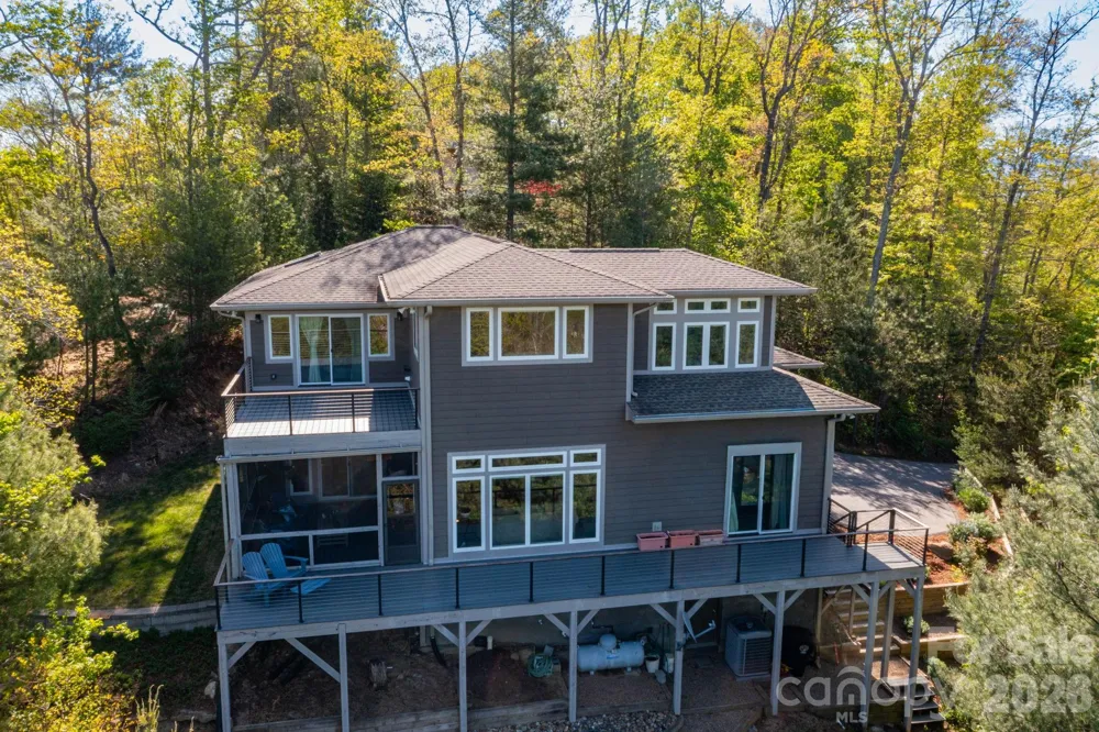 36 Spy Pointe Lane Fletcher, NC 28732