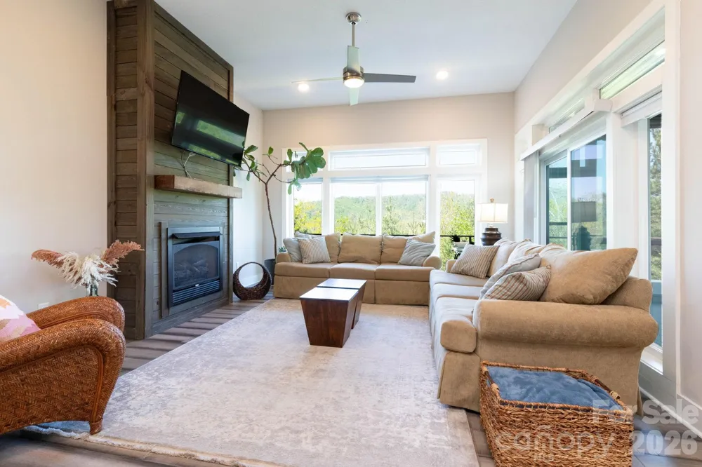 36 Spy Pointe Lane Fletcher, NC 28732