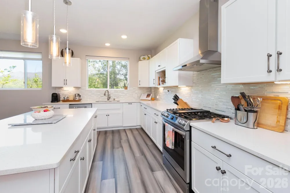 36 Spy Pointe Lane Fletcher, NC 28732