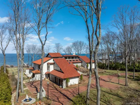1 Sea Crest Drive