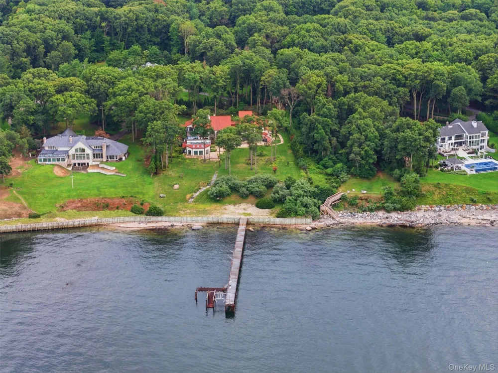 1 Sea Crest Drive Lloyd Neck, NY 11743