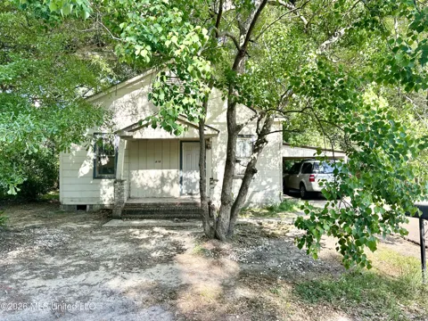 818 Jackson Street