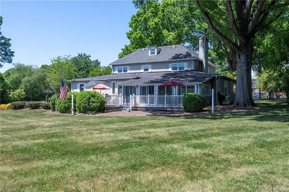 216 Juniper Circle Bermuda Run, NC 27006