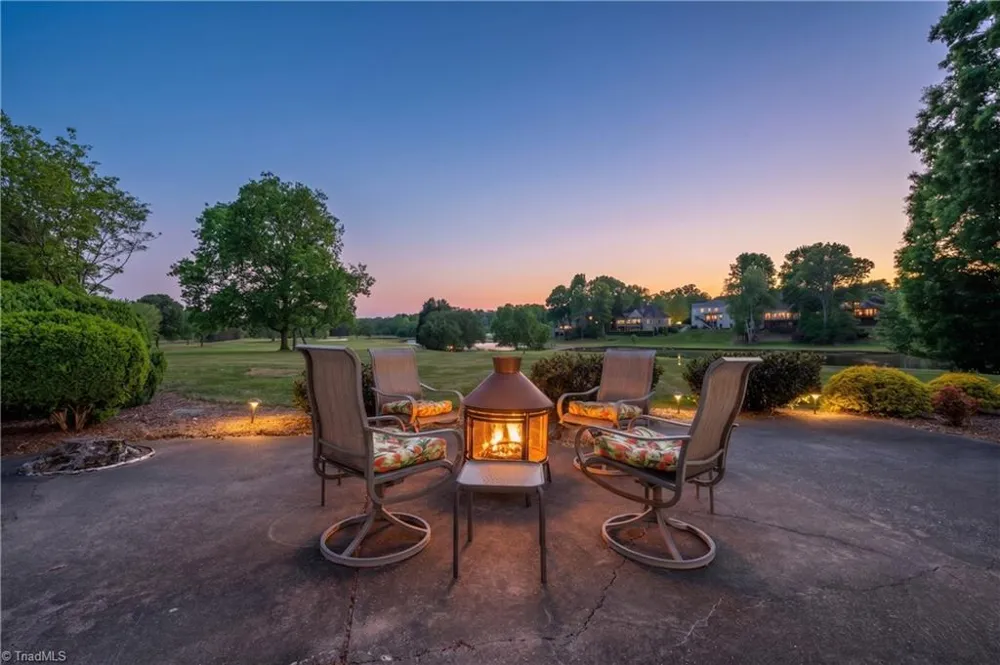 216 Juniper Circle Bermuda Run, NC 27006