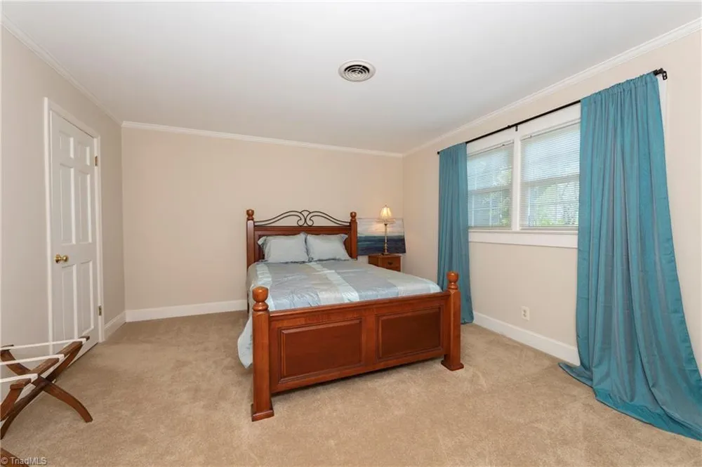 216 Juniper Circle Bermuda Run, NC 27006
