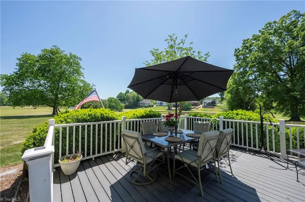 216 Juniper Circle Bermuda Run, NC 27006