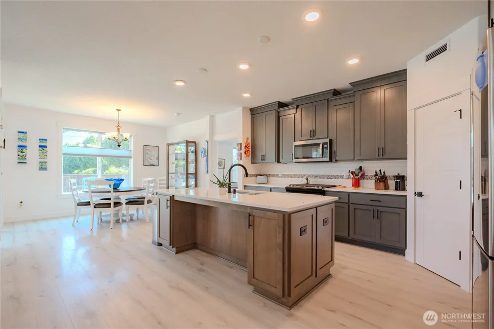 9109 NE 151st Court Vancouver, WA 98682