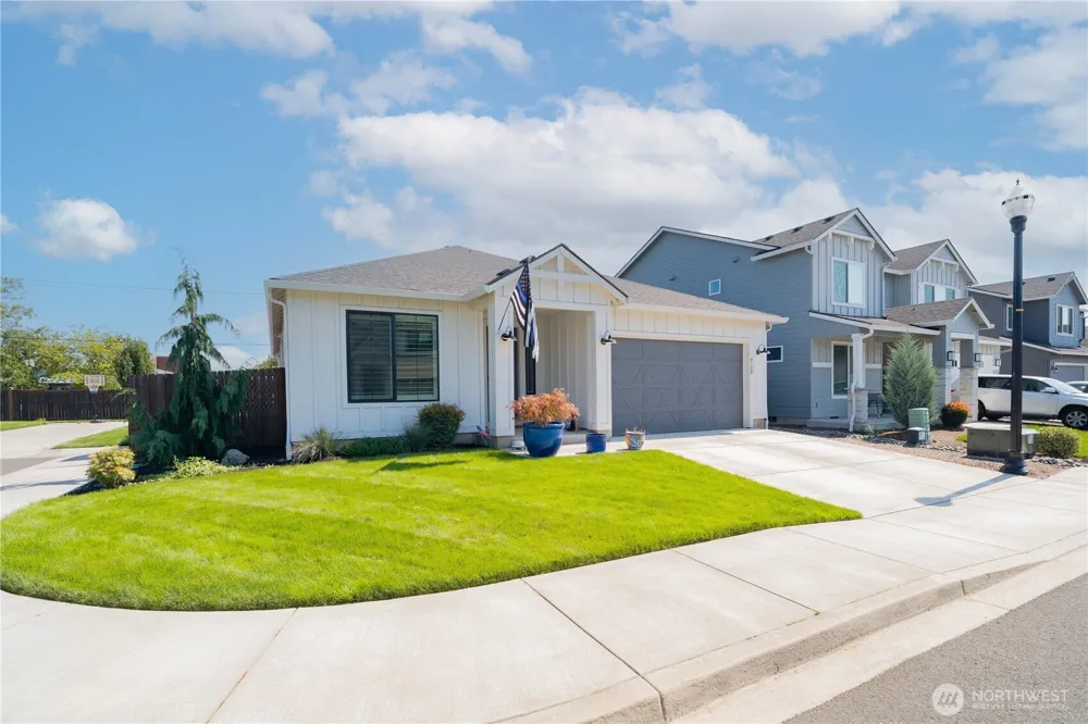 9109 NE 151st Court Vancouver, WA 98682