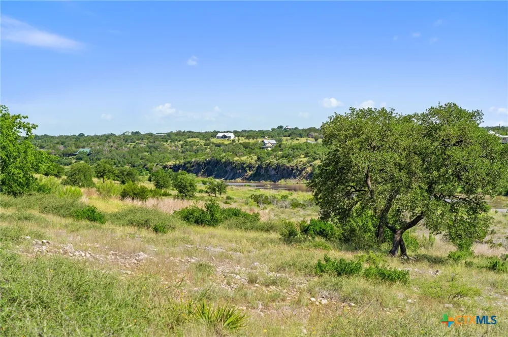 620 Rio Vista Road Johnson City, TX 78636