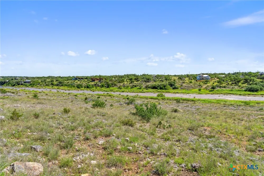 620 Rio Vista Road Johnson City, TX 78636