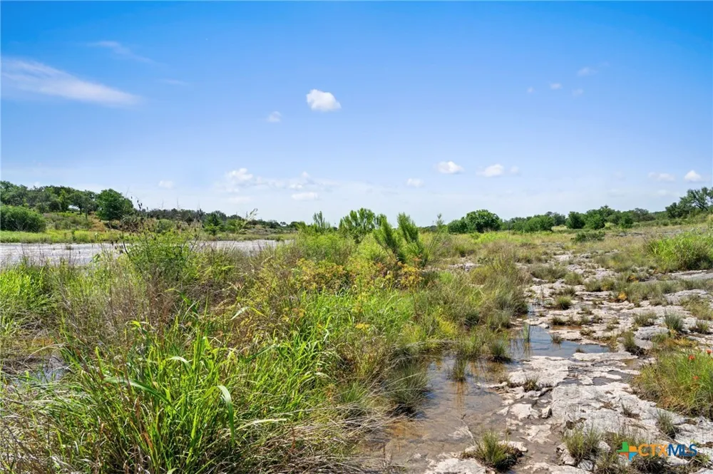 620 Rio Vista Road Johnson City, TX 78636