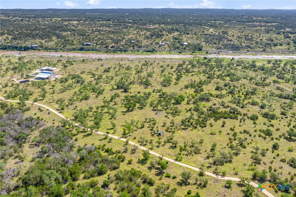 620 Rio Vista Road Johnson City, TX 78636