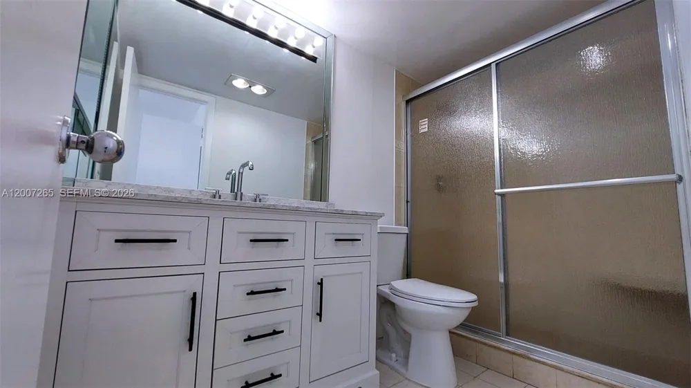 2750 NE 183rd St #1405 Aventura, FL 33160